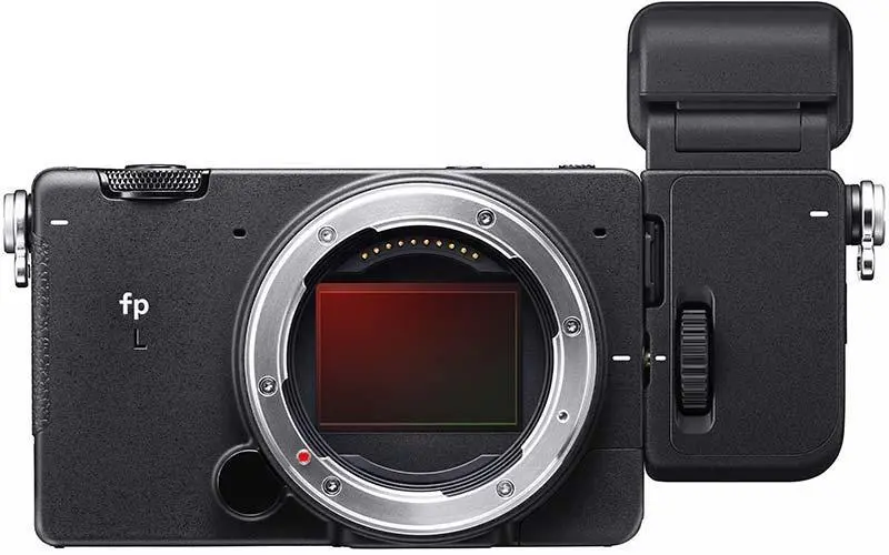 https://www.photographyblog.com/uploads/newsGallery/sigma_fp_l_and_evf_11_viewfinder_announcement_on_march_23rd/sigma_fp_l_07.jpg
