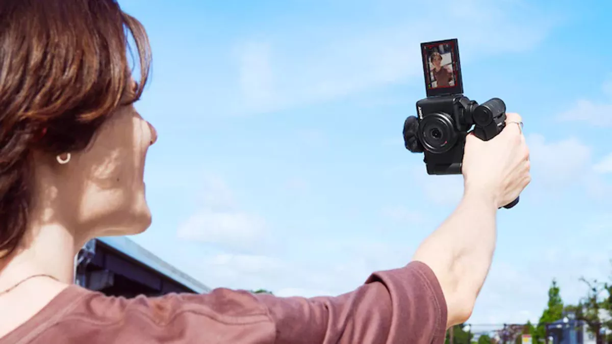 Best cameras for vlogging in 2022: from mirrorless to pocket sized gimbal cameras