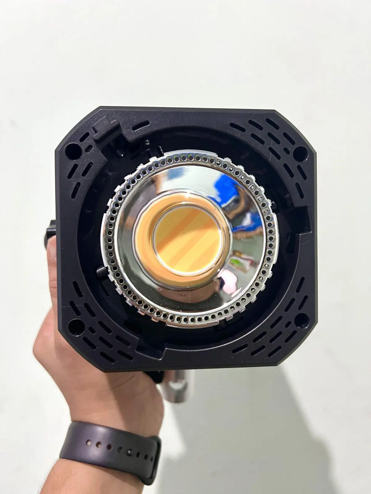 Mamen SL 330 COB BI Color LED Video Light 300W With Wireless Remote - Image 5