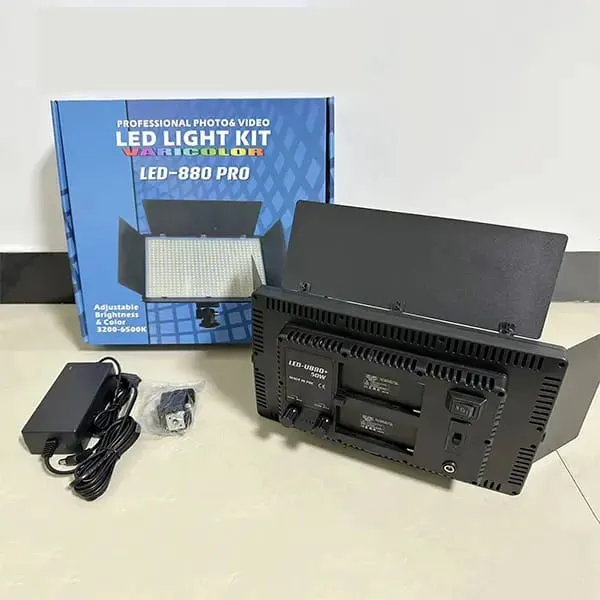 Professional LED 880 Pro Bi-colour Led Video Light