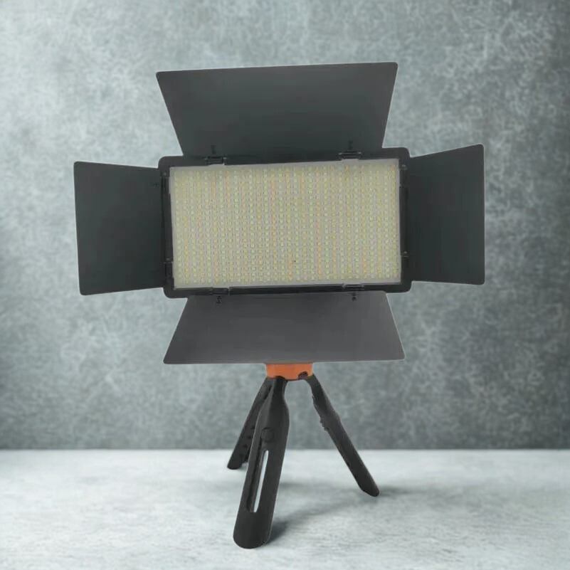 Apkina LED 600 PRO Professional Video Light Kit