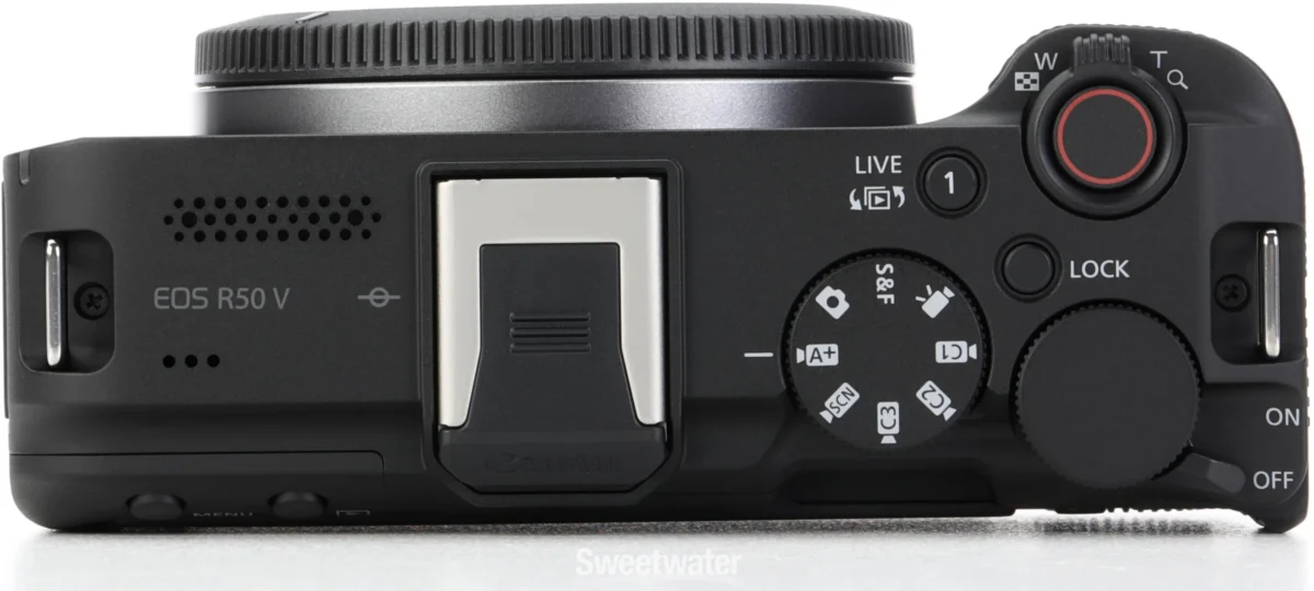 Canon EOS R50 V Mirrorless Camera with 14‑30mm f/4‑6.3 Lens - Image 4